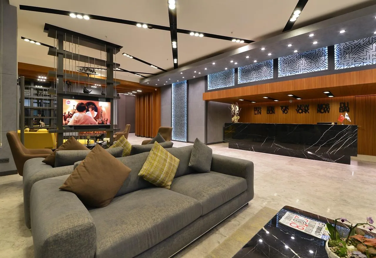 Nish Palace Exlusive Suites Istanbul Hotel